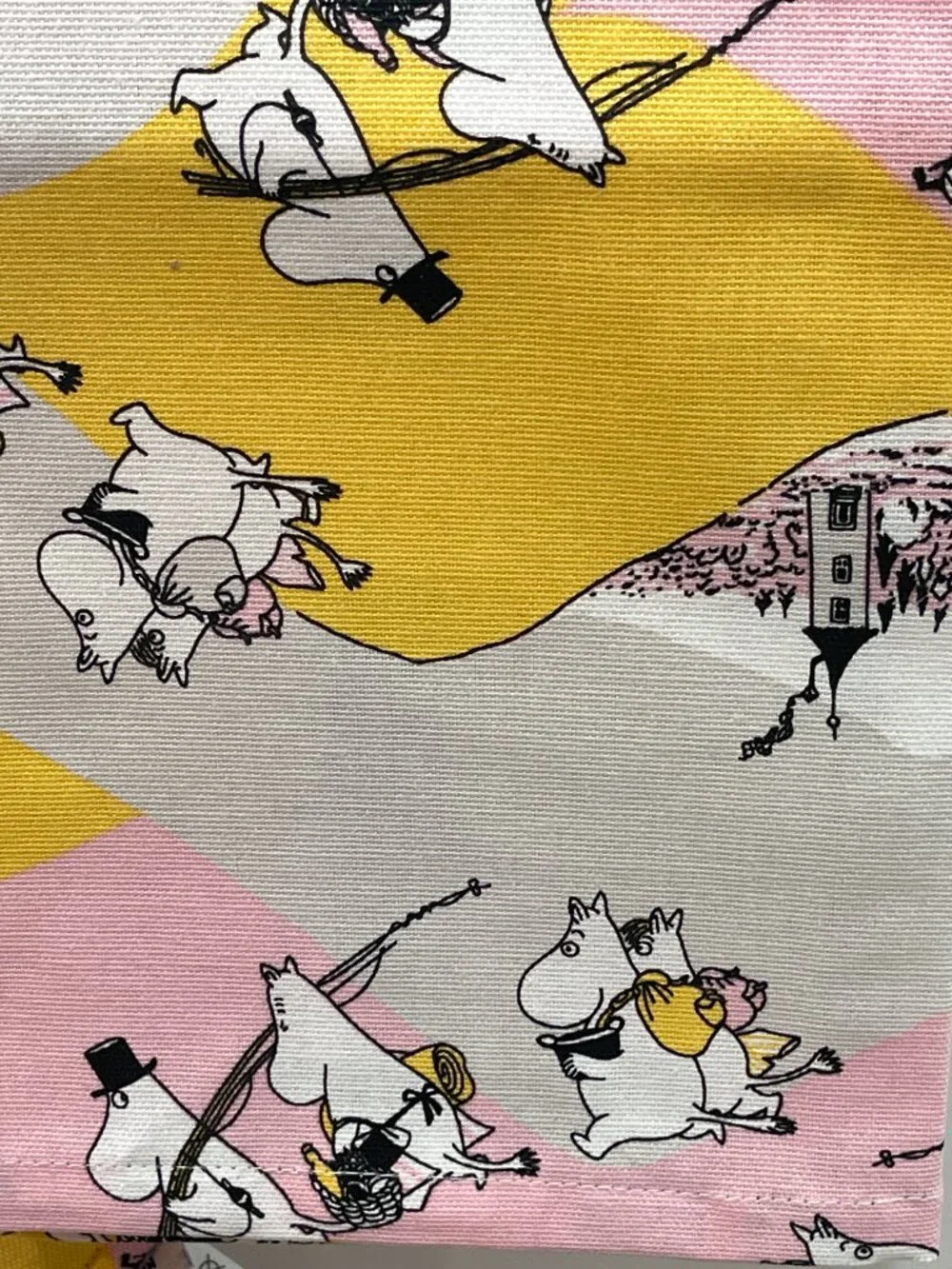 3 pc Moomin Arabia Family Time Kitchen Set Towel + 2 Pot Holders Finland- NEW